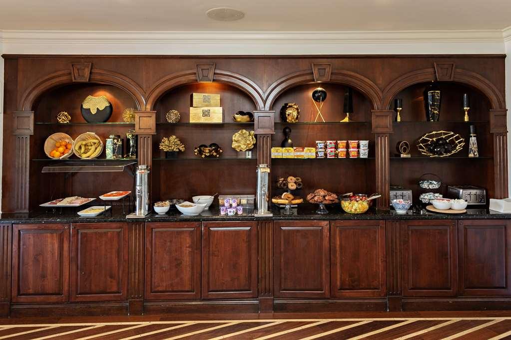 Inn At Pelican Bay Pine Ridge Ресторант снимка