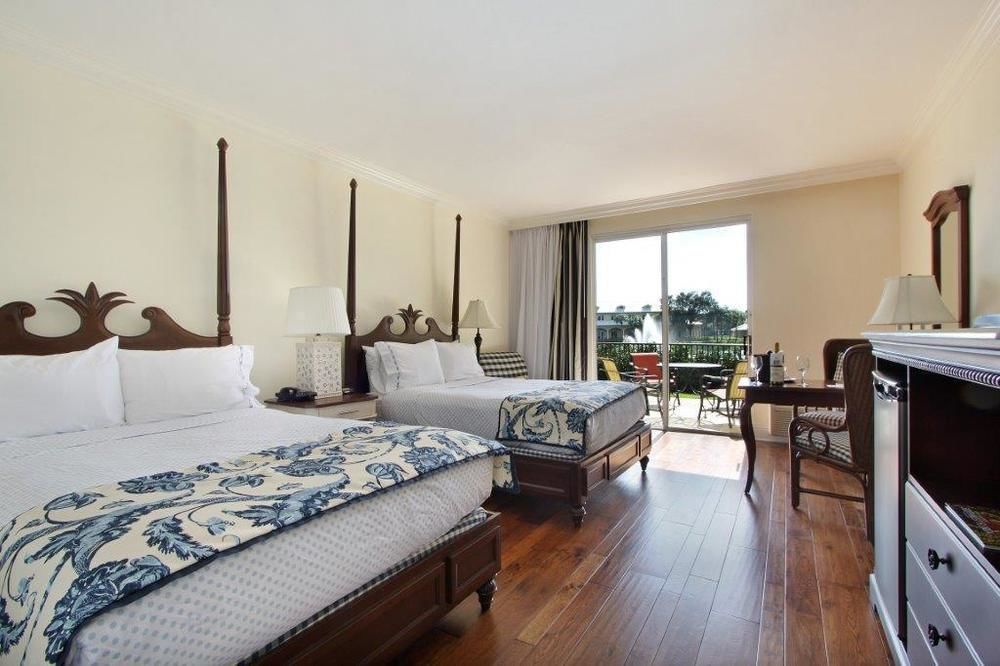 Inn At Pelican Bay Pine Ridge Екстериор снимка
